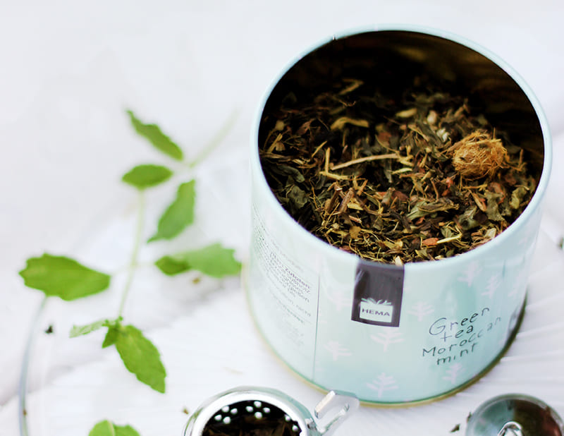 Teas and herbs to PCOS